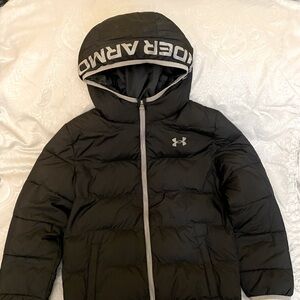 Under Armour boys cold gear winter puffer coat size youth medium